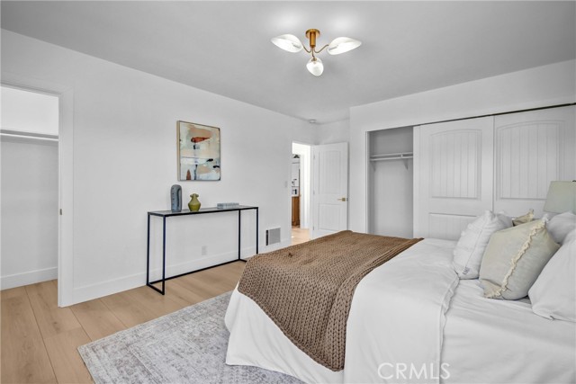 10724 Tabor Street photo 27