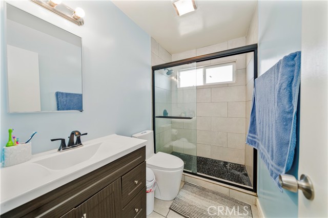 Detail Gallery Image 8 of 24 For 6021 Gage #4,  Bell Gardens,  CA 90201 - 2 Beds | 1 Baths