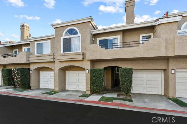 Front Image Thumbnail for CROC26024974