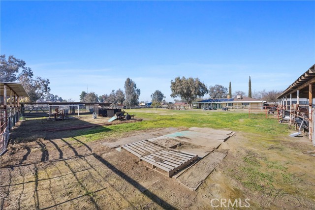 7519 Man O War Street, Bakersfield CA: https://media.crmls.org/medias/7c47fce3-71d5-44f5-838e-0eb9d7b45d7f.jpg