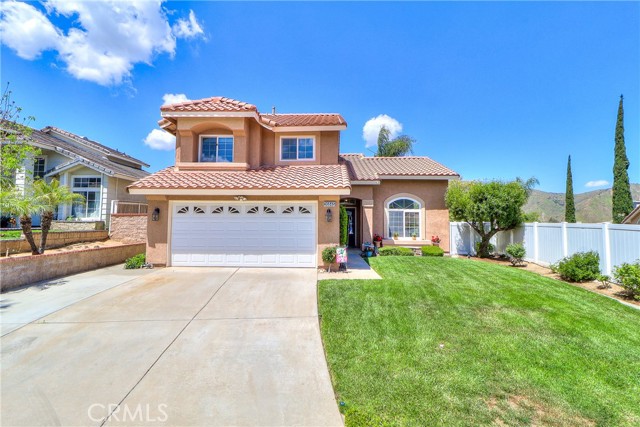Detail Gallery Image 1 of 75 For 26845 Black Horse Cir, Corona,  CA 92883 - 3 Beds | 2/1 Baths