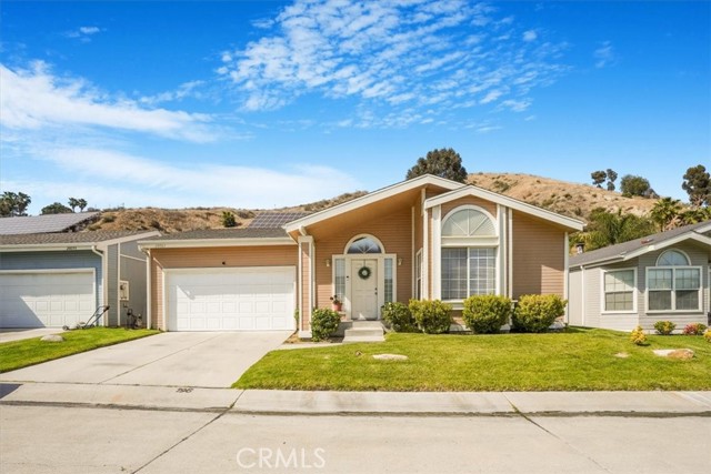 Detail Gallery Image 1 of 40 For 20053 Northcliff Dr, Canyon Country,  CA 91351 - 2 Beds | 2 Baths
