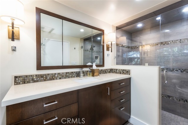 Detail Gallery Image 37 of 60 For 11922 Sunshine Ter, Studio City,  CA 91604 - 3 Beds | 2 Baths