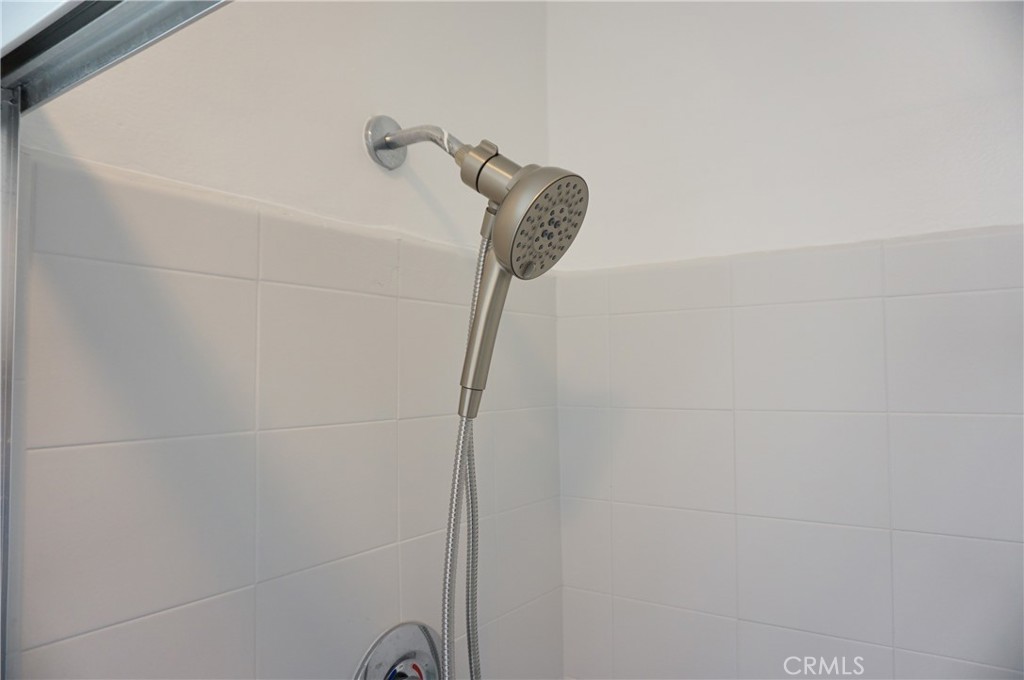 https://media.crmls.org/medias/7c4996f0-08ec-440b-b626-34e755b0e0bb.jpg?preset=X-Large