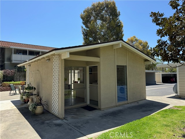 661 Avenida Sevilla, Laguna Woods CA: https://media.crmls.org/medias/7c4a1d71-909f-4dd8-8b7f-caed599f6952.jpg