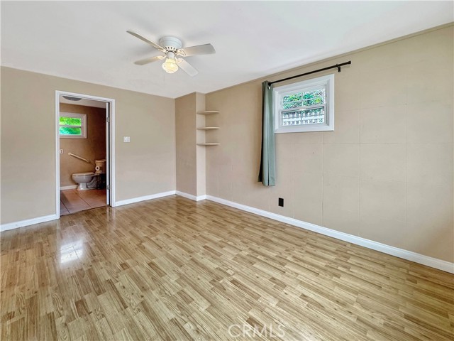 7736 Sugar Drive, Huntington Beach CA: https://media.crmls.org/medias/7c4a97f6-f982-4da4-a460-8ba58129ee93.jpg