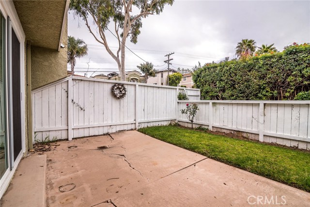 1908 Voorhees Avenue, Redondo Beach, California 90278, 2 Bedrooms Bedrooms, ,2 BathroomsBathrooms,Residential,Sold,Voorhees,SB17046280