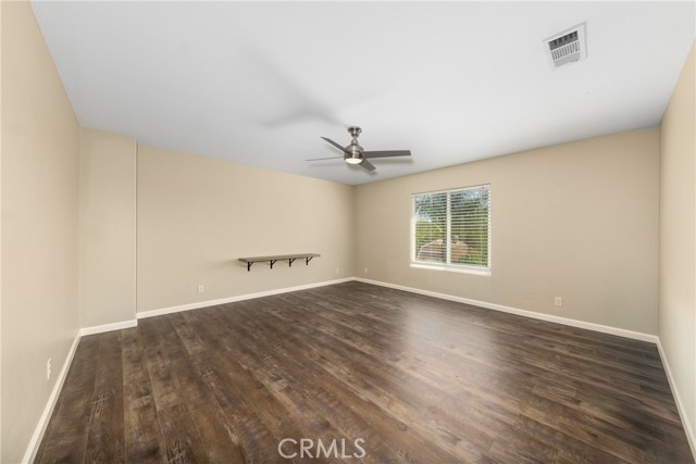 23306 Daisy Drive, Corona CA: https://media.crmls.org/medias/7c4bf52a-cc2e-471e-af33-b8d99bdf1930.jpg