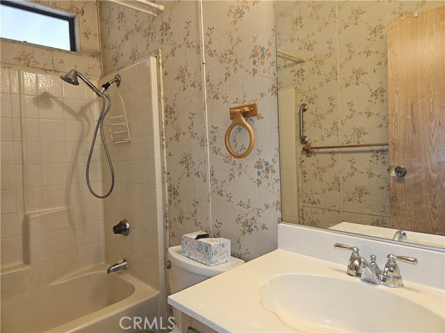 Detail Gallery Image 13 of 42 For 610 Castille Dr, Hemet,  CA 92543 - 3 Beds | 2 Baths