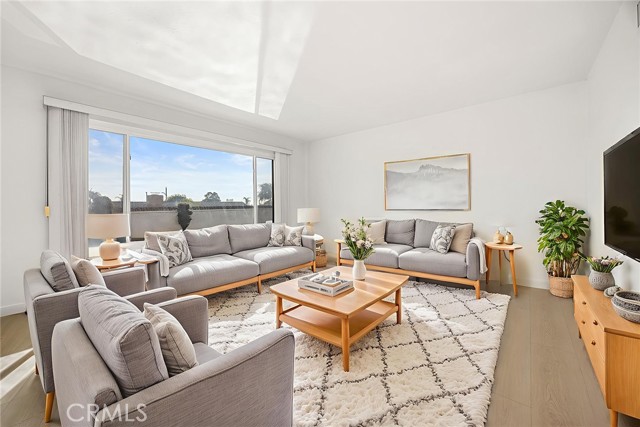 Detail Gallery Image 8 of 31 For 630 La Presa Dr, La Habra,  CA 90631 - 3 Beds | 2 Baths