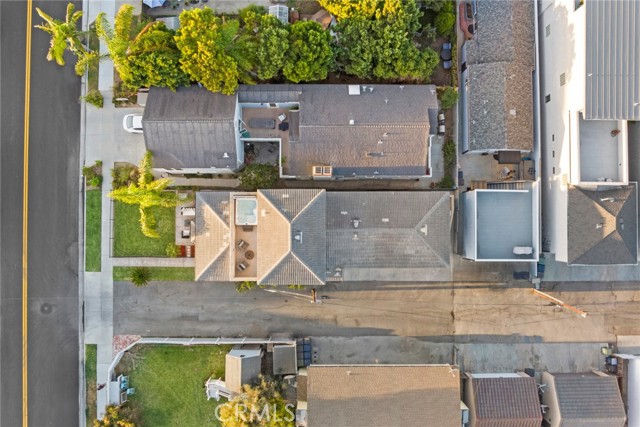 Detail Gallery Image 34 of 65 For 714 Alabama St, Huntington Beach,  CA 92648 - 4 Beds | 4/1 Baths