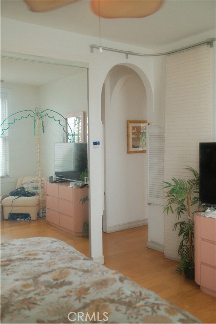 455 E Ocean Boulevard, Long Beach CA: https://media.crmls.org/medias/7c4e26df-5601-4de2-865c-84a66b473774.jpg
