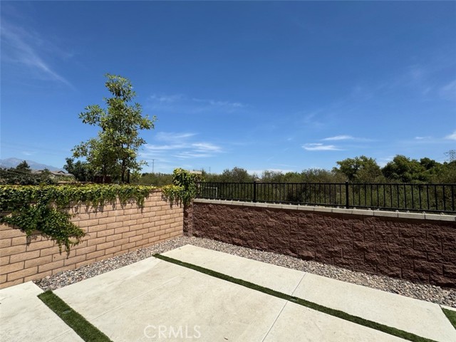 Detail Gallery Image 3 of 17 For 16161 Pasture Ave, Chino,  CA 91708 - 4 Beds | 3 Baths