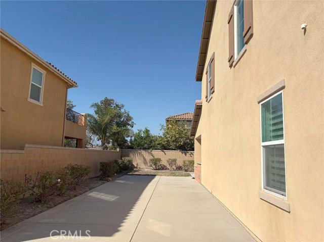 Detail Gallery Image 18 of 26 For 14648 Viva Dr, Corona,  CA 92880 - 6 Beds | 3/1 Baths