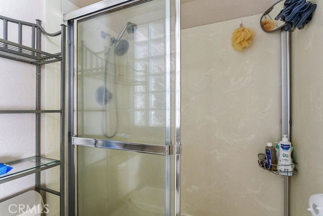 Detail Gallery Image 18 of 40 For 22720 Springmist Dr, Moreno Valley,  CA 92557 - 4 Beds | 2/1 Baths