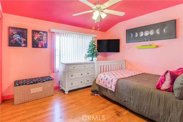 Detail Gallery Image 14 of 22 For 833 S Kouri, Anaheim,  CA 92804 - 3 Beds | 2 Baths