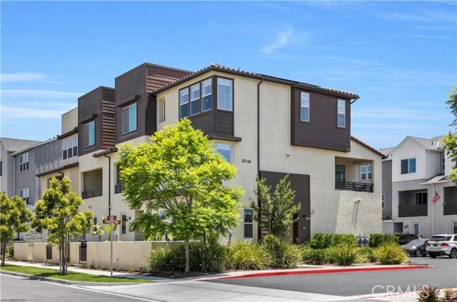 111 Juniper Drive, Rancho Mission Viejo CA: https://media.crmls.org/medias/7c4fbc8c-a1e7-4b57-8409-3d84fa9b5d92.jpg
