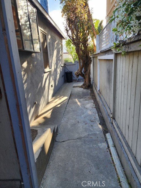 3108 Elm Avenue, Manhattan Beach, California 90266, 2 Bedrooms Bedrooms, ,1 BathroomBathrooms,Residential,Sold,Elm,PW23112709