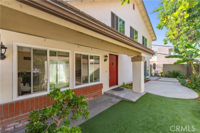 12441 Interior Circle, Los Alamitos CA: https://media.crmls.org/medias/7c502760-a041-431f-88f7-de0db4531395.jpg