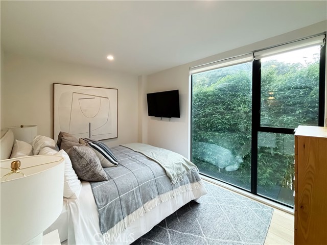 9844 Wanda Park Drive, Beverly Hills CA: https://media.crmls.org/medias/7c5044f8-f27d-4c7e-bac3-f7b40dce8764.jpg