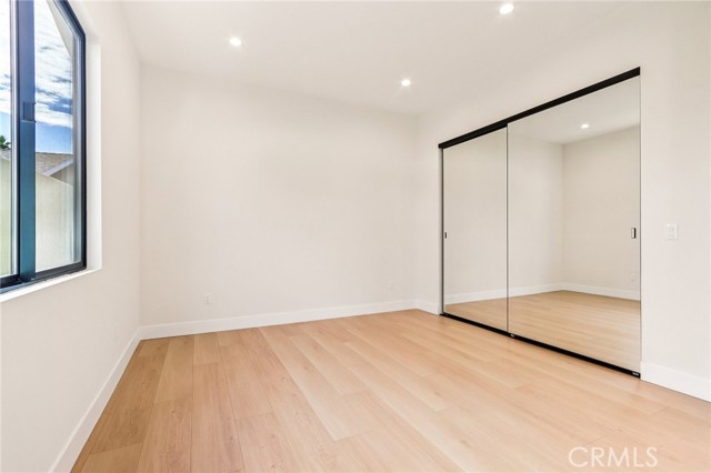 Detail Gallery Image 25 of 72 For 8006 Lloyd Ave, North Hollywood,  CA 91605 - 7 Beds | 6 Baths