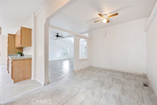 Detail Gallery Image 12 of 35 For 43870 Wilson Valley, Hemet,  CA 92544 - 3 Beds | 2 Baths