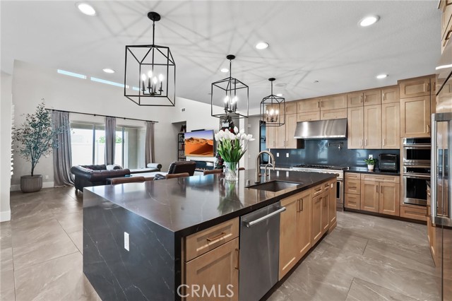 39767 Larkspur Terrace, Temecula CA: https://media.crmls.org/medias/7c52c47a-de72-4b65-b3ae-cfef6632ab99.jpg