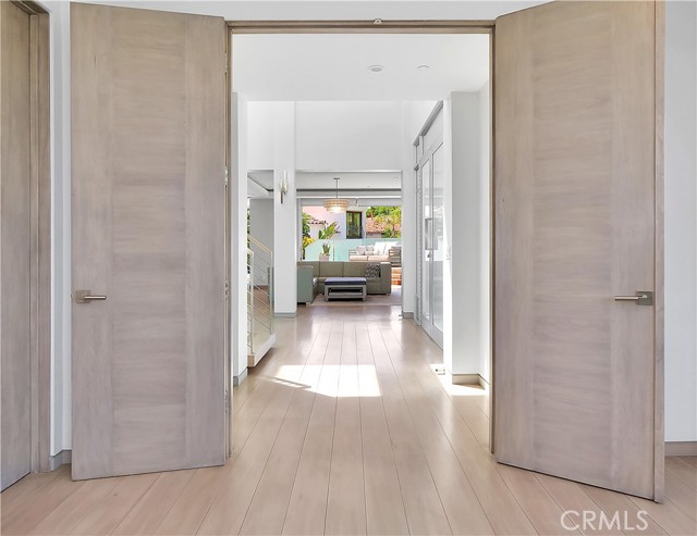 Light flows into the home.