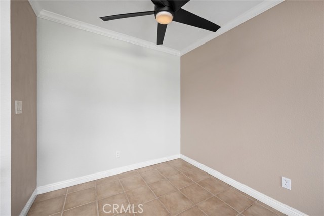 Detail Gallery Image 14 of 39 For 2045 Las Colinas Cir #103,  Corona,  CA 92879 - 1 Beds | 1 Baths