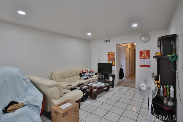 3945 W Mcfadden Avenue D, Santa Ana, CA, 92704 3945 W Mcfadden Avenue D, Santa Ana, CA, 92704