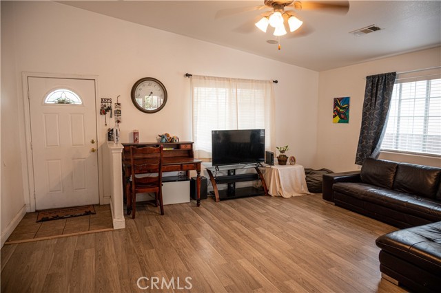 Detail Gallery Image 2 of 13 For 3720 W Bullard Ave, Fresno,  CA 93711 - 3 Beds | 2 Baths