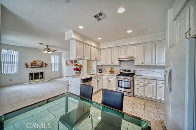 Detail Gallery Image 14 of 46 For 33441 Warwick Hills Rd, Yucaipa,  CA 92399 - 4 Beds | 2/1 Baths