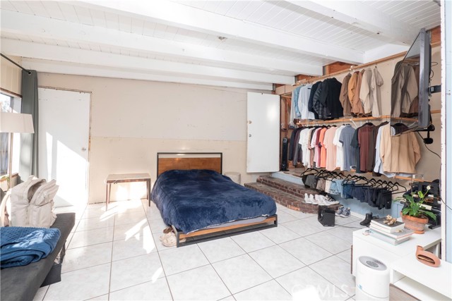 Detail Gallery Image 19 of 34 For 2422 N Forest, Santa Ana,  CA 92706 - 4 Beds | 1 Baths