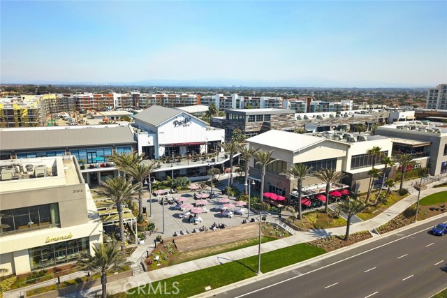 Detail Gallery Image 37 of 40 For 310 Lake St #213,  Huntington Beach,  CA 92648 - 2 Beds | 2 Baths