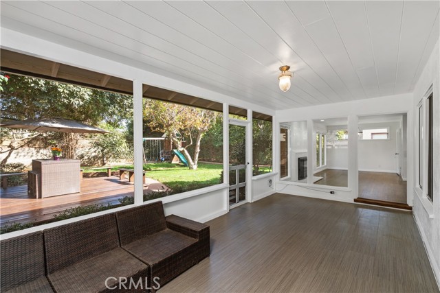 Detail Gallery Image 21 of 28 For 13437 Mccormick St, Sherman Oaks,  CA 91401 - 3 Beds | 2 Baths