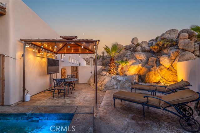 Detail Gallery Image 12 of 62 For 57045 Plaza Del Amigo, Yucca Valley,  CA 92284 - 3 Beds | 3/1 Baths