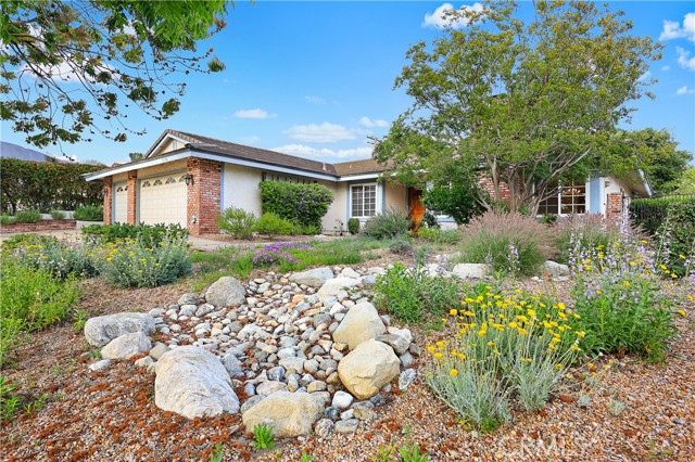 Detail Gallery Image 2 of 29 For 2148 Aquinas Avenue, Claremont,  CA 91711 - 4 Beds | 2 Baths