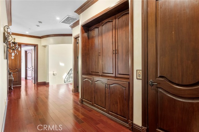 4141 Cambridge Road, La Canada Flintridge CA: https://media.crmls.org/medias/7c5a8d88-5262-4922-8de7-5bb75f5bd55c.jpg