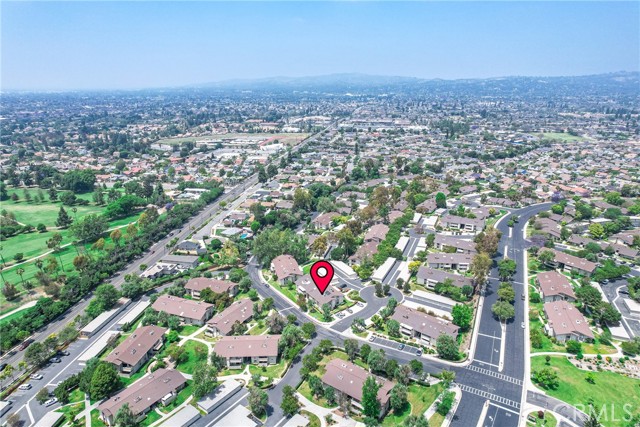 Detail Gallery Image 3 of 42 For 13526 La Jolla Cir #207-D,  La Mirada,  CA 90638 - 2 Beds | 2 Baths