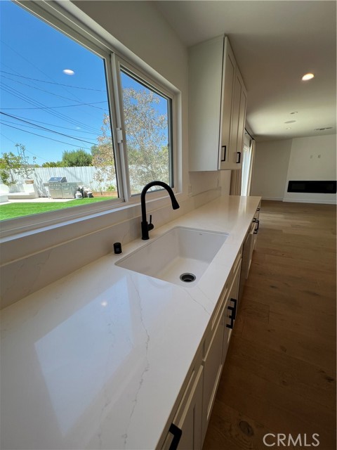 Detail Gallery Image 9 of 47 For 1863 Burleson, Thousand Oaks,  CA 91360 - 5 Beds | 2/1 Baths