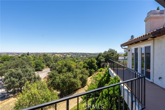 Detail Gallery Image 24 of 39 For 2322 Almond Springs Drive, Paso Robles,  CA 93446 - 5 Beds | 4 Baths