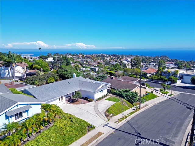 1914 Pelican Avenue, San Pedro CA: https://media.crmls.org/medias/7c5d883a-e551-4544-bbed-d4f5c5a92917.jpg