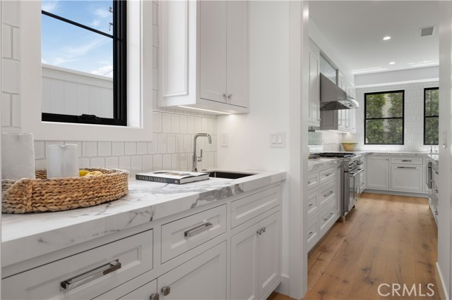 1212 Magnolia Avenue, Manhattan Beach, California 90266, 5 Bedrooms Bedrooms, 0 ,5 BathroomsBathrooms,Residential,For Sale,Magnolia,0,SB26127683