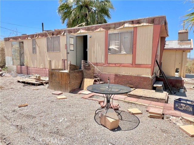Detail Gallery Image 2 of 12 For 14865 San Juan Ave, Blythe,  CA 92272 - 1 Beds | 1 Baths