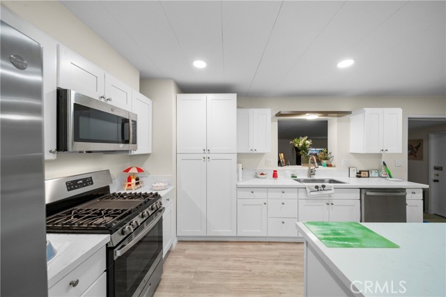 Detail Gallery Image 20 of 41 For 33124 Arbolado Ln, Lake Elsinore,  CA 92530 - 2 Beds | 2 Baths