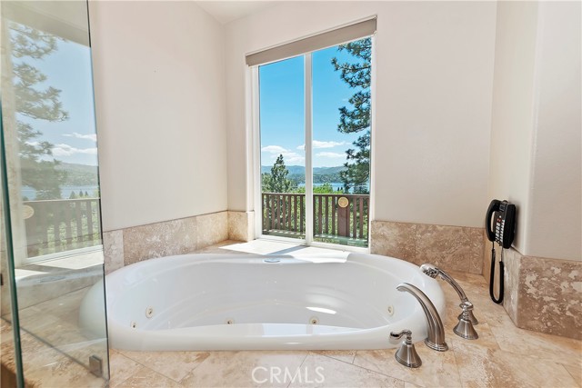 Detail Gallery Image 44 of 75 For 27554 North Bay Rd, Lake Arrowhead,  CA 92352 - 4 Beds | 2/2 Baths