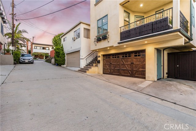 Detail Gallery Image 39 of 43 For 320 33rd Pl, Manhattan Beach,  CA 90266 - 3 Beds | 4 Baths