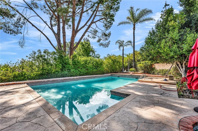 8404 Joan Lane, West Hills CA: https://media.crmls.org/medias/7c5f918d-2a77-484f-bde6-11606f82860e.jpg