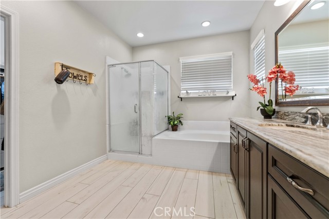 Detail Gallery Image 18 of 34 For 4803 Hawk Ridge Ave, Fontana,  CA 92336 - 4 Beds | 3/1 Baths