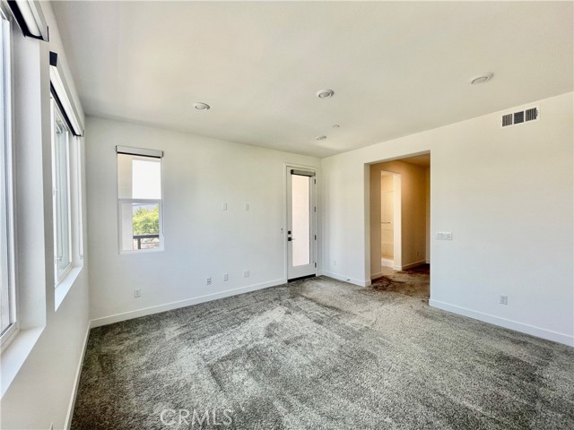 Detail Gallery Image 5 of 20 For 114 Culture, Irvine,  CA 92618 - 3 Beds | 2/2 Baths